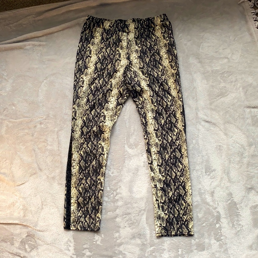 Crocodile Skinned Jeggings